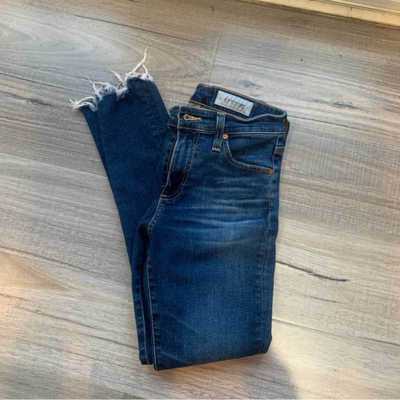 AG- ADRIANO GOLDSCHMIED Ankle Super Skinny Step Frayed Raw Hem - Picture 5 of 5